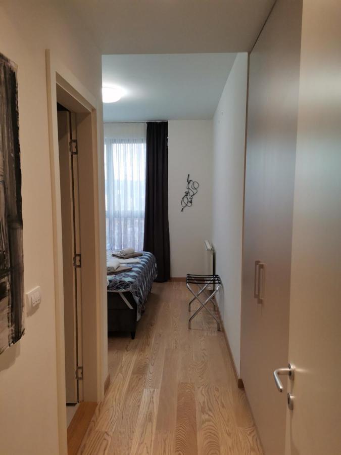 Apartamento Aurora BW Belgrado Exterior foto